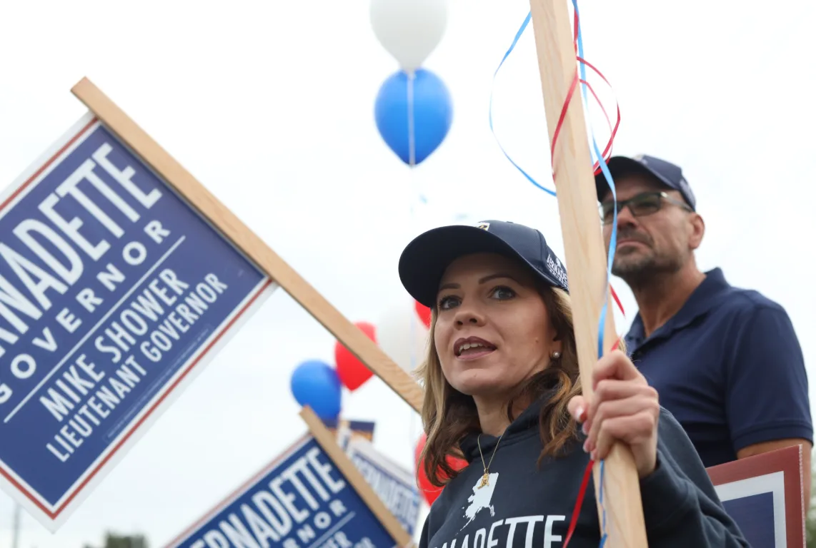 After Democrats boost JKT, national Republicans send $1.6 million to Alaska for governor’s race